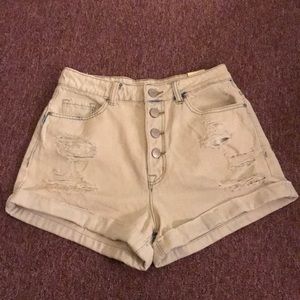 BDG High-Waisted Four Buttoned Shorts
